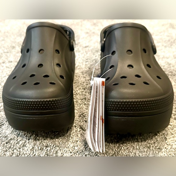 Black Bella Clog Crocs | Brand NEW | W8 - Picture 9 of 17